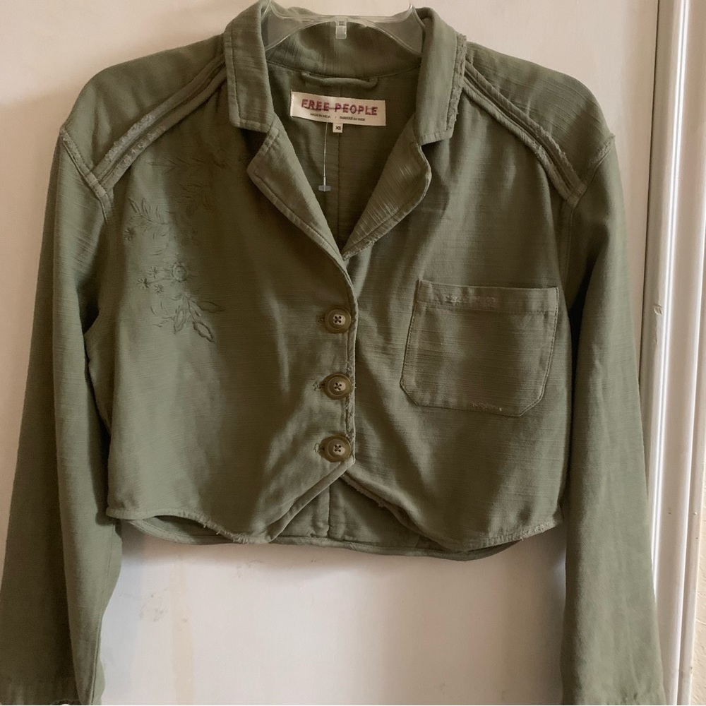 Brand NWOT Free People olive green short blazer with embroidered size XS